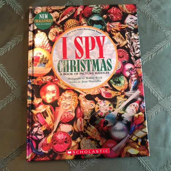 Children’s Christmas Book Bundle - Picture 8 of 10